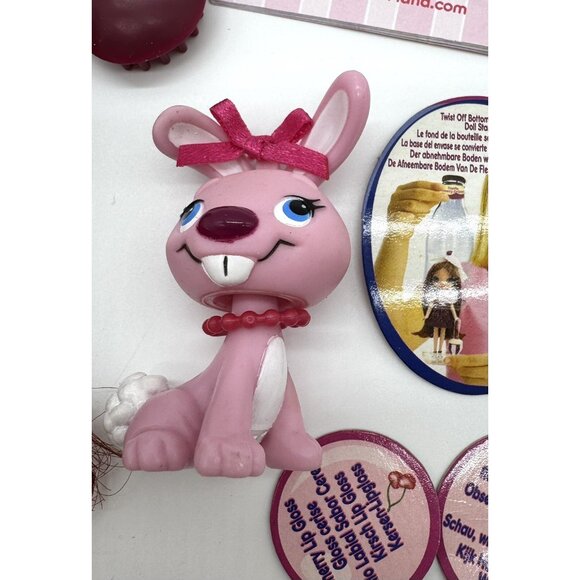 Yummi Land Soda Pop Girls Carrie Cherry Creme & Betsy Bubblegum Bunny - Picture 3 of 5